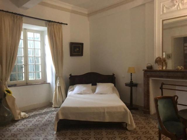 Chateau De Paulignan Trausse Kültér fotó